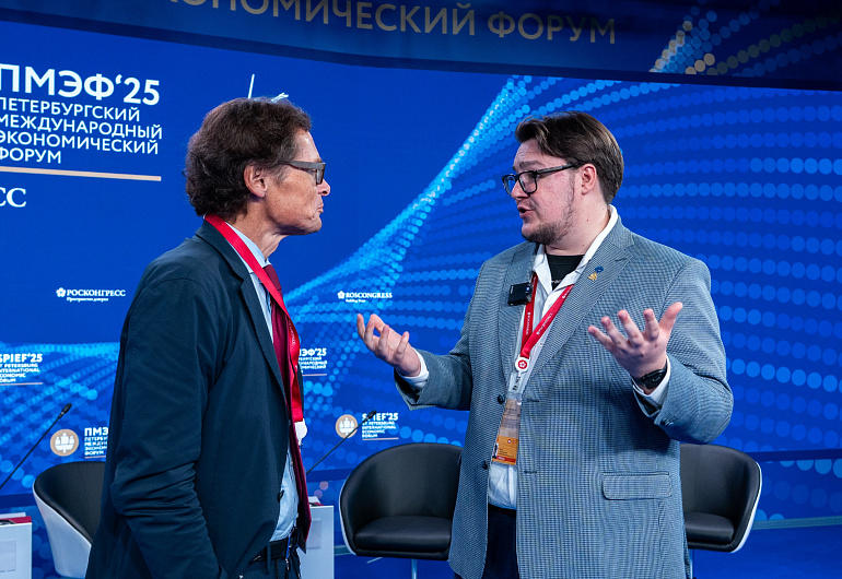 Медиаактивисты СКФУмедиа на ПМЭФ-2025 Медиаактивисты СКФУмедиа на ПМЭФ-2025